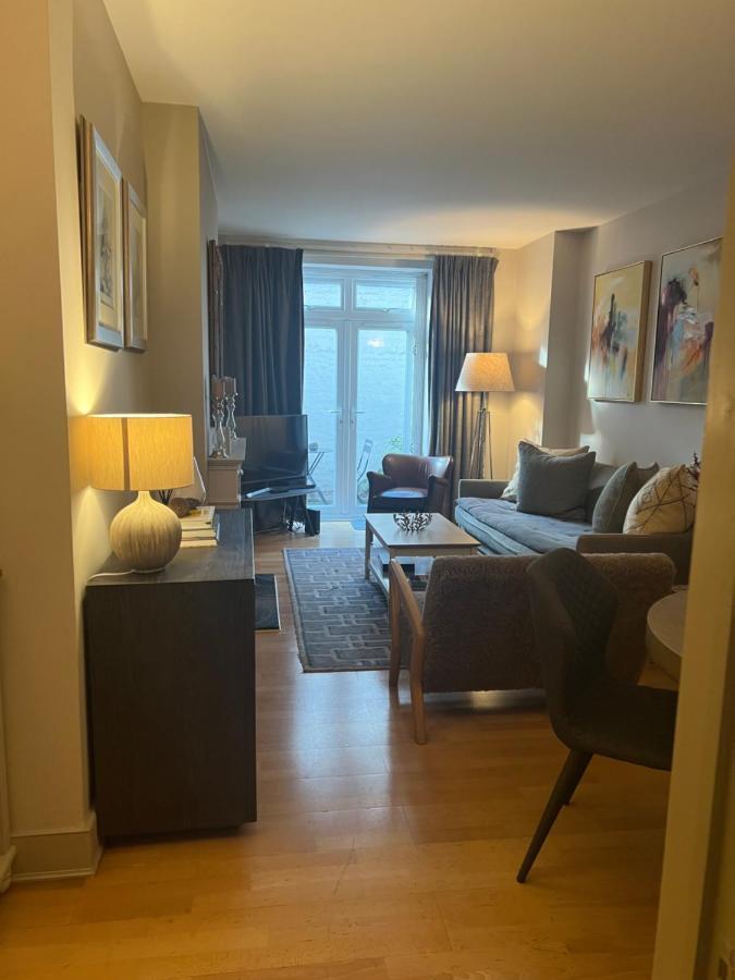 2 Bedroom Apartment Just Off Kings Road Londyn Zewnętrze zdjęcie