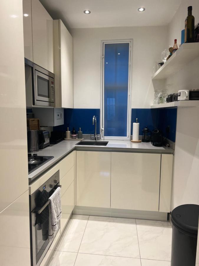2 Bedroom Apartment Just Off Kings Road Londyn Zewnętrze zdjęcie